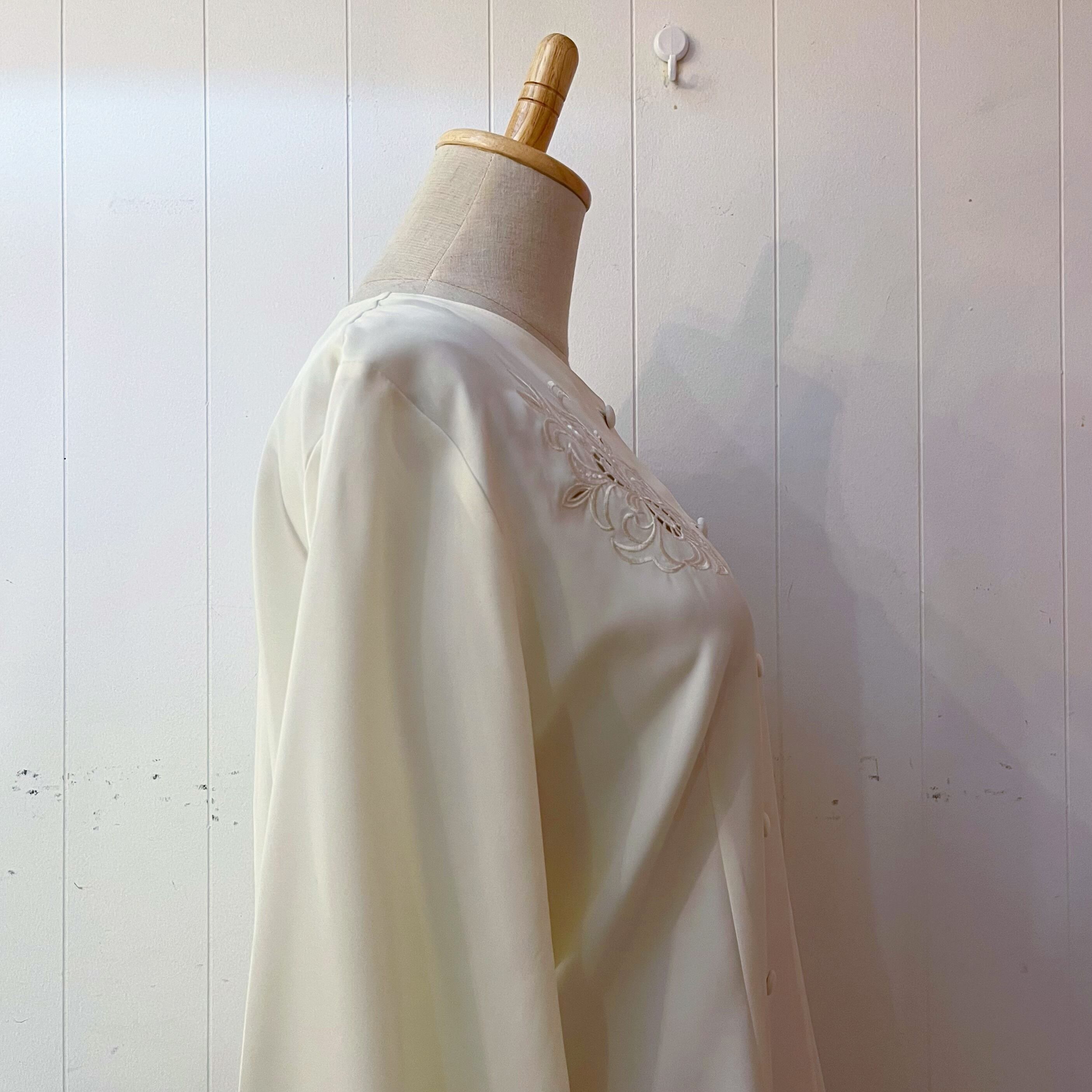 ribbon botanical embroidery blouse