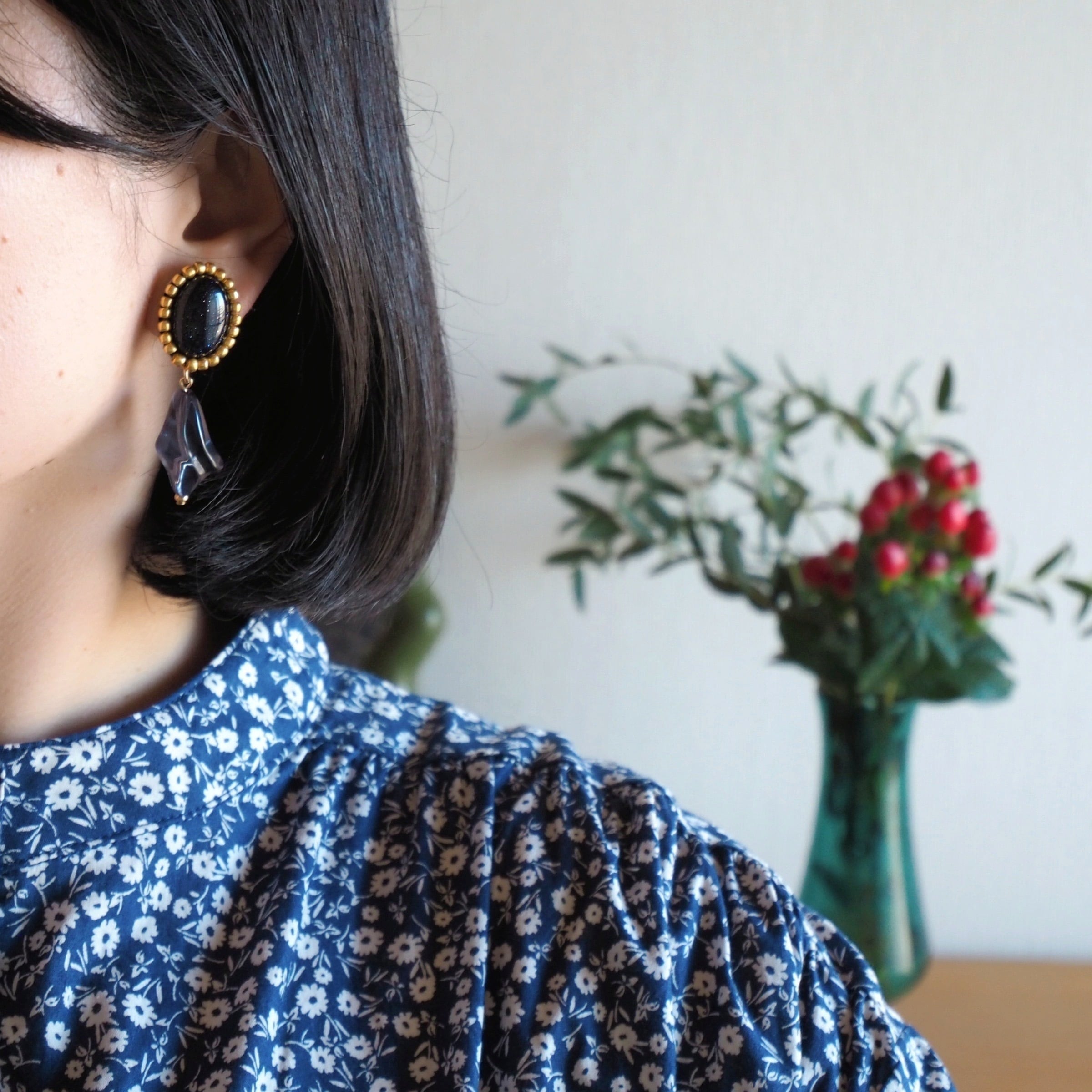 Outlet sale!】オーバルカボションとビーズの大ぶりピアス/イヤリング