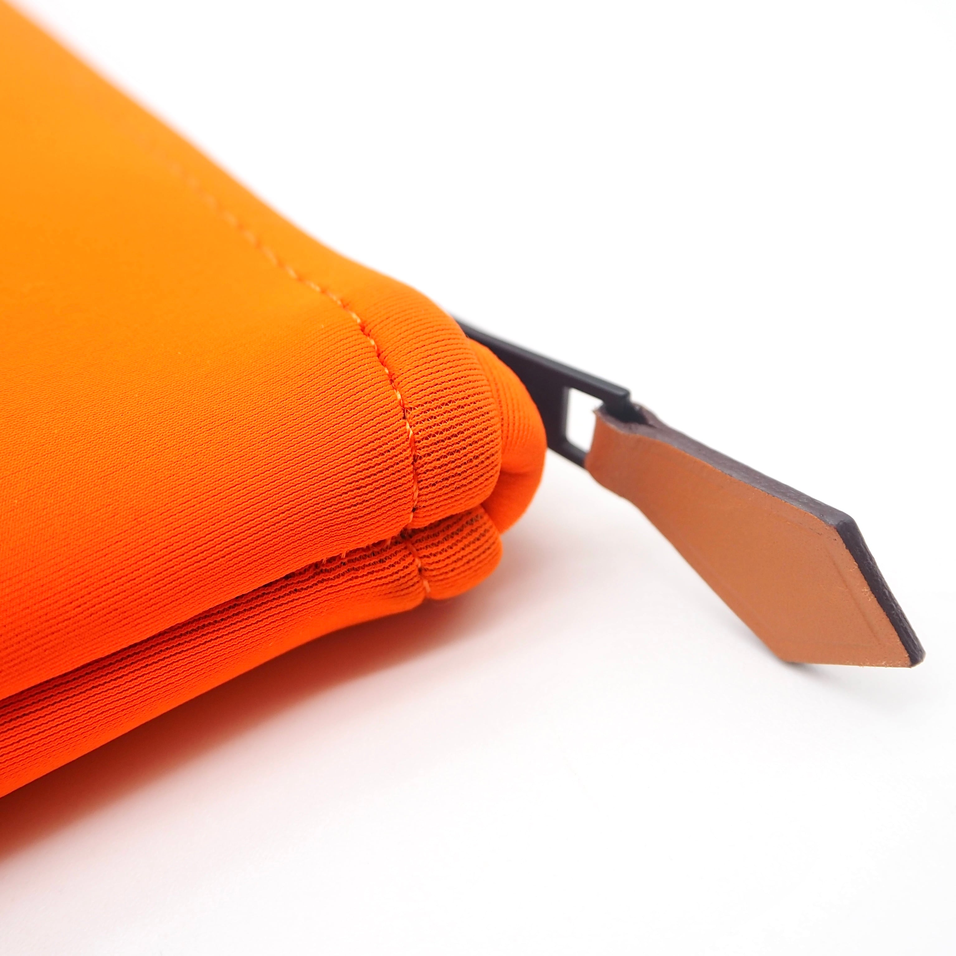 HERMES ネオバン・レオパード MM ポーチ ネオプレン オレンジ エルメス