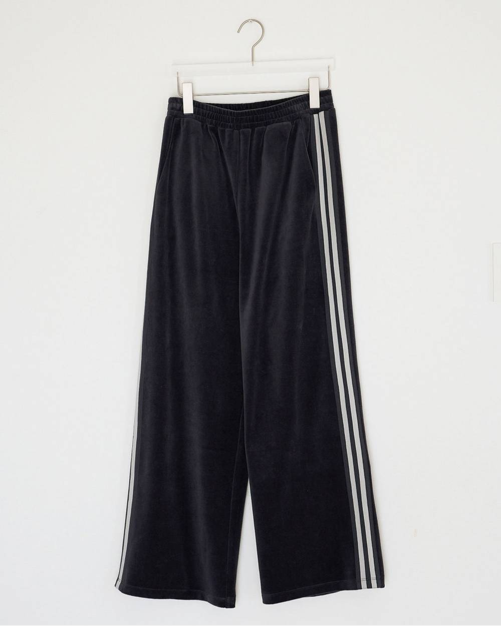 anuke アンヌーク Velour Track Pants 62620704(C/GRY) | ANERCA & L.I.V