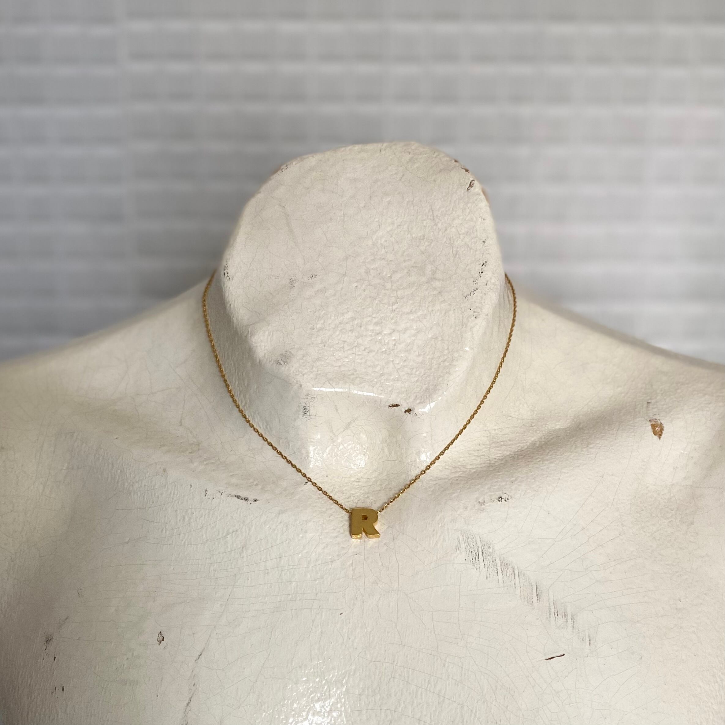 Vintage 60s-70s USA TRIFARI initial R necklace レトロ アメリカ