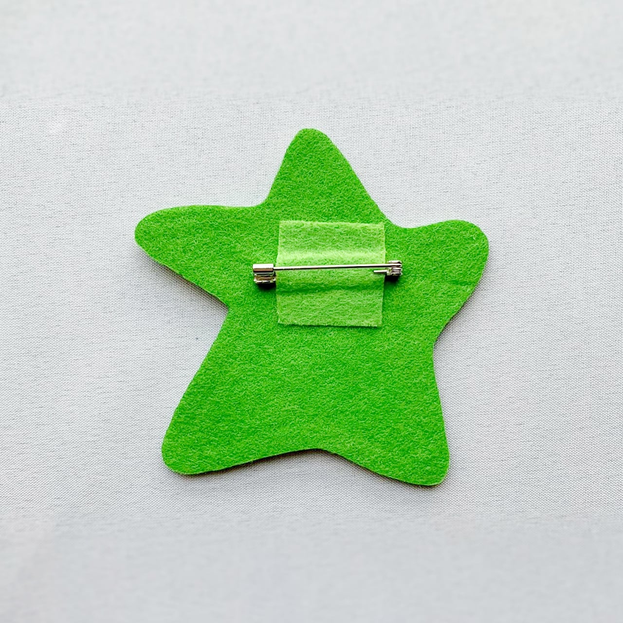 刺繍ブローチ ga.la (br-184)