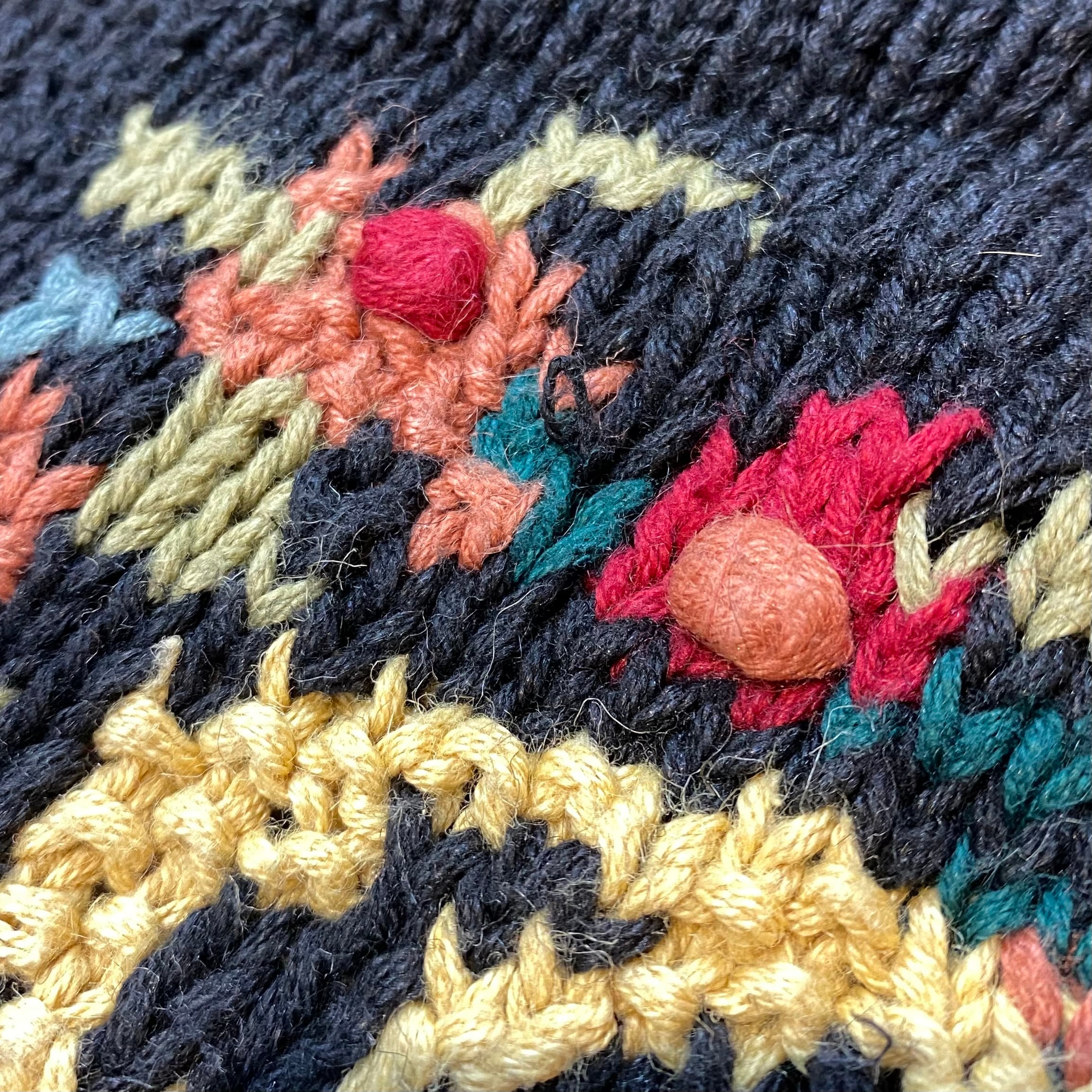 ニット/セーター vintage  black flower knit Embossed contrasting flowers thick-knit sweater | Contemporaine