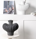 花瓶 クロス型 十字 ユニーク フラワーベース モダン 陶器 装飾 花器 アート ホワイト ブラック インテリア オブジェ