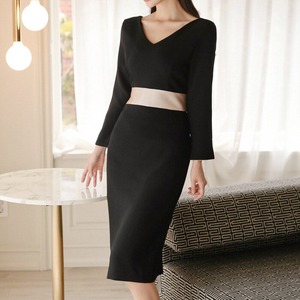 レディース ワンピース 膝丈 膝下 長袖 Vネック タイト スリム 細身 切り替え フェミニン ウエストマーク バックファスナー バックスリット バイカラー 配色 かわいい 大人可愛い きれいめ シンプル カジュアル 上品 おしゃれ こなれ感 エレガント フォーマル 抜け感 無地 春 秋 授業参観 オフィス OL 通勤 学生 学校 通学 デート お出かけ お泊まり パーティー イベント 女子会 休日 高原 ガーデン ショッピング 発表会 カフェ 脚長 普段使い 着回し S M L XL 黒 ブラック