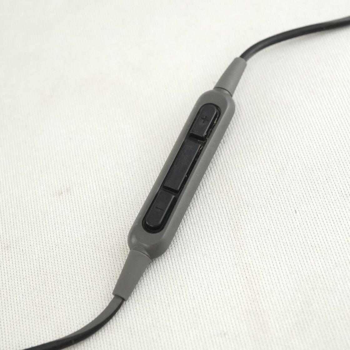 BOSE SoundSport in ear headphones インイヤーイヤホン USED美品 