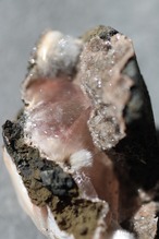 レッドカルサイト「希望の燈」Calcite × Mesolite ◇ 天然石・鉱物・パワーストーン・原石 | st00396