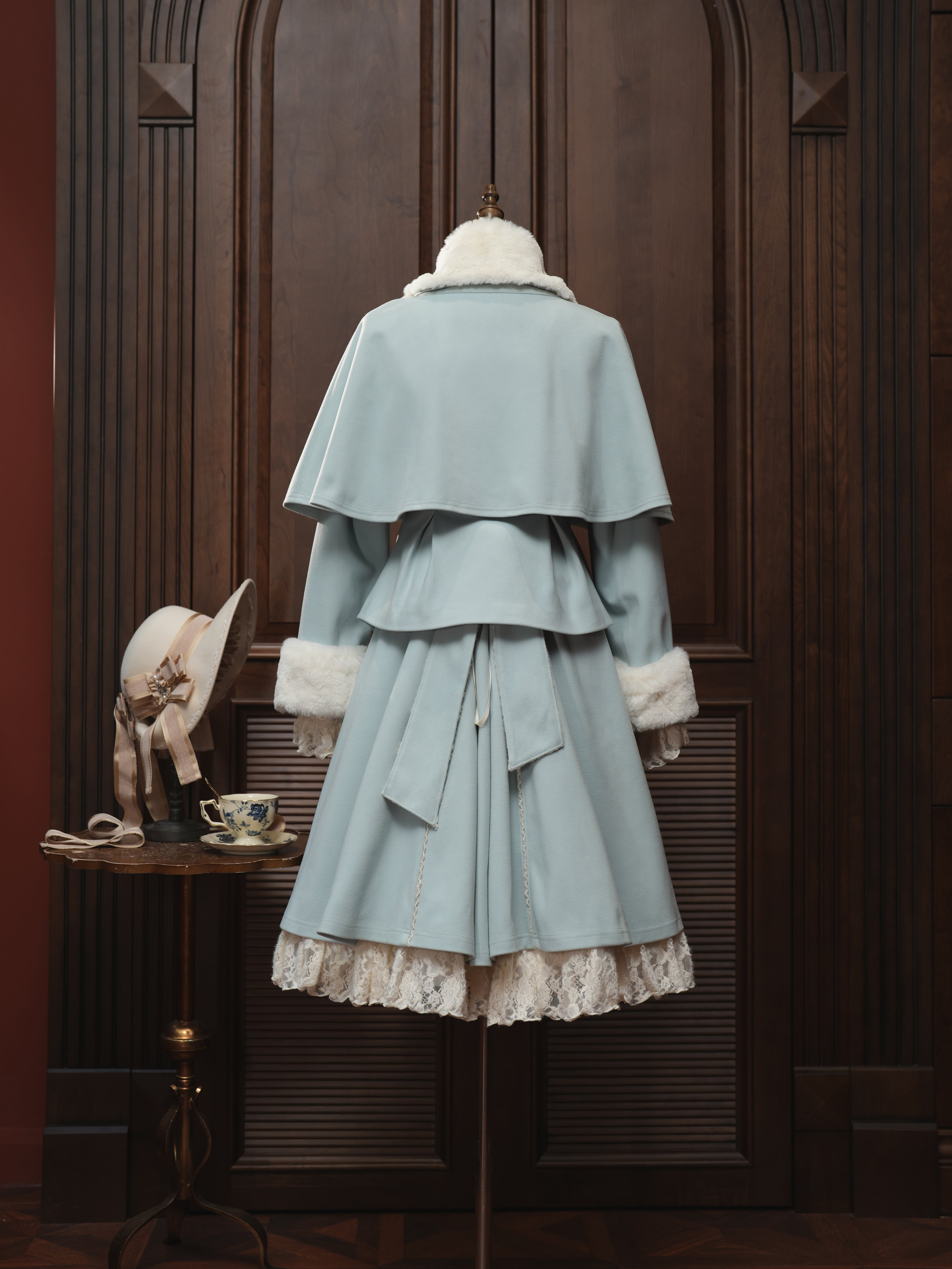 ベル・ラ・ドンナ ファー襟ショートジャケット（コート） | HoshibakoWorks