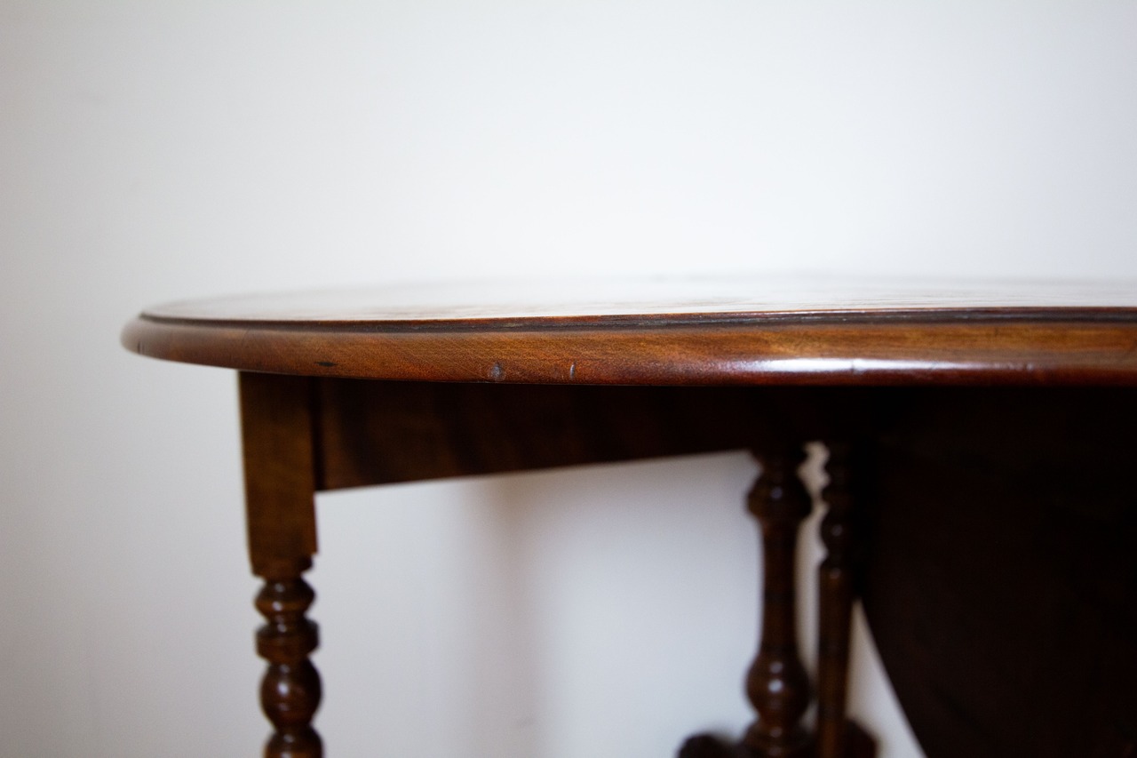 「空間を自由に有効活用できる折り畳み式アンティークテーブル」　バーウォールナット/Drop-Leafテーブル/折りたたみテーブル/アンティーク家具