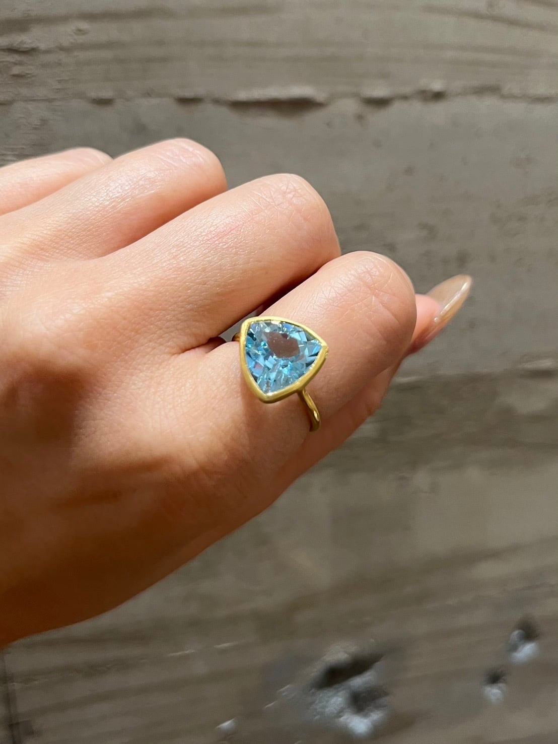 トライアングルカット＊ブルートパーズリング/K18YGコーティング