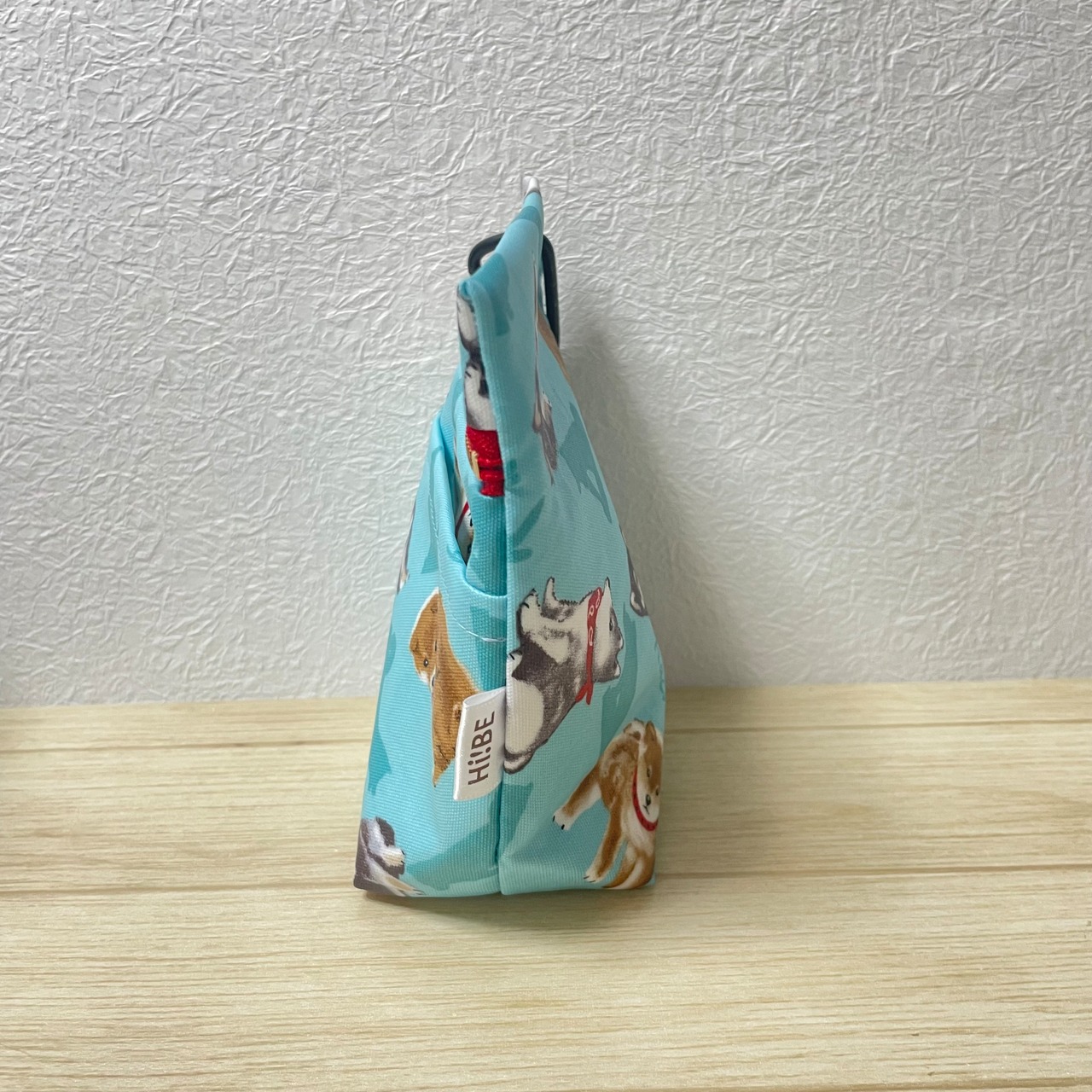 【Mサイズ】柴犬総柄・Fレッド|BIG消臭ポーチ★小型犬〜中型犬 うんち回収 排泄