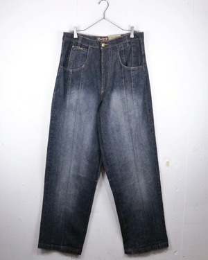 【Caka act2】Line Switch Design Vintage Fade Baggy Jeans
