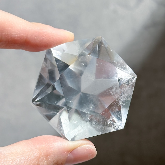 透明感◎【高品質】ミナスジェライス産クリアクォーツ ダイヤモンドカット71◇Clear Quartz Diamond◇天然石・鉱物・パワーストーン