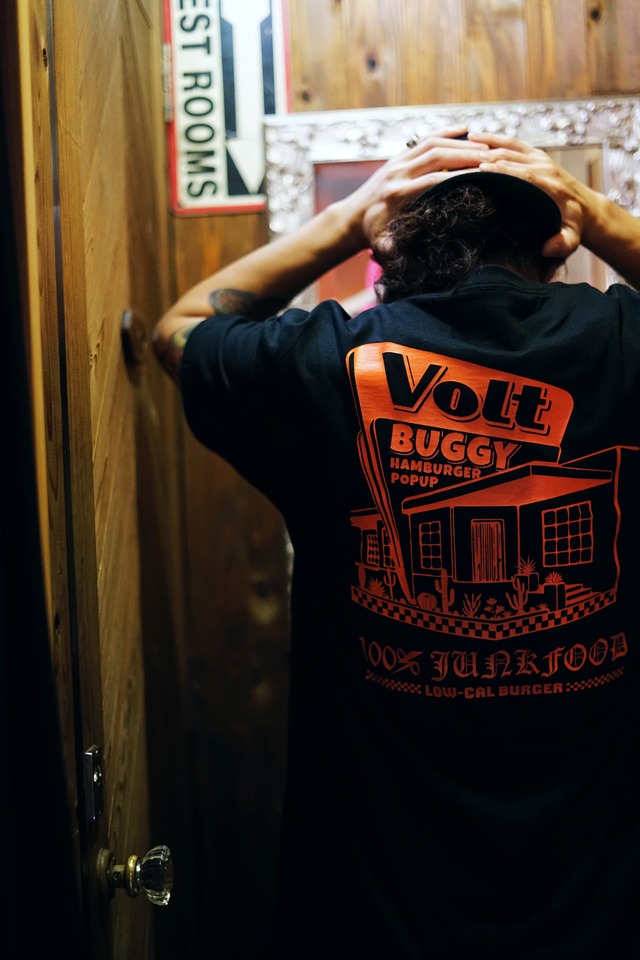 VOLT×BUGGY " 100% JUNK FOOD TEE " Black