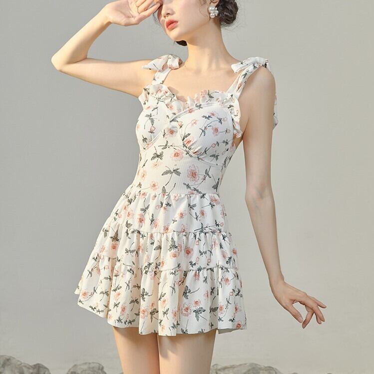 水着 レディース ワンピース水着 体型カバー水着 ワンピ水着 ワンピース リボン ショルダーリボン フリル かわいい 大人可愛い きれいめ カジュアル エレガント 清楚 フェミニン おしゃれ 綺麗 お嬢様 おとな ナチュラル こなれ感 存在感 主役級 ラフ ラブリー キュート ガーリー 個性的 レトロ アンティーク 抜け感 S M L XL 花柄 小花柄 フラワー リーフ柄 ボタニカル 夏 リゾート 旅行 海 プール 10代 20代 30代 ママ 韓国 韓国系 楽ちん 定番 モテ トレンド 流行 送料無料