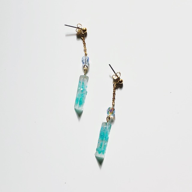 ぶら下がりチェコビーズピアス｜画像2