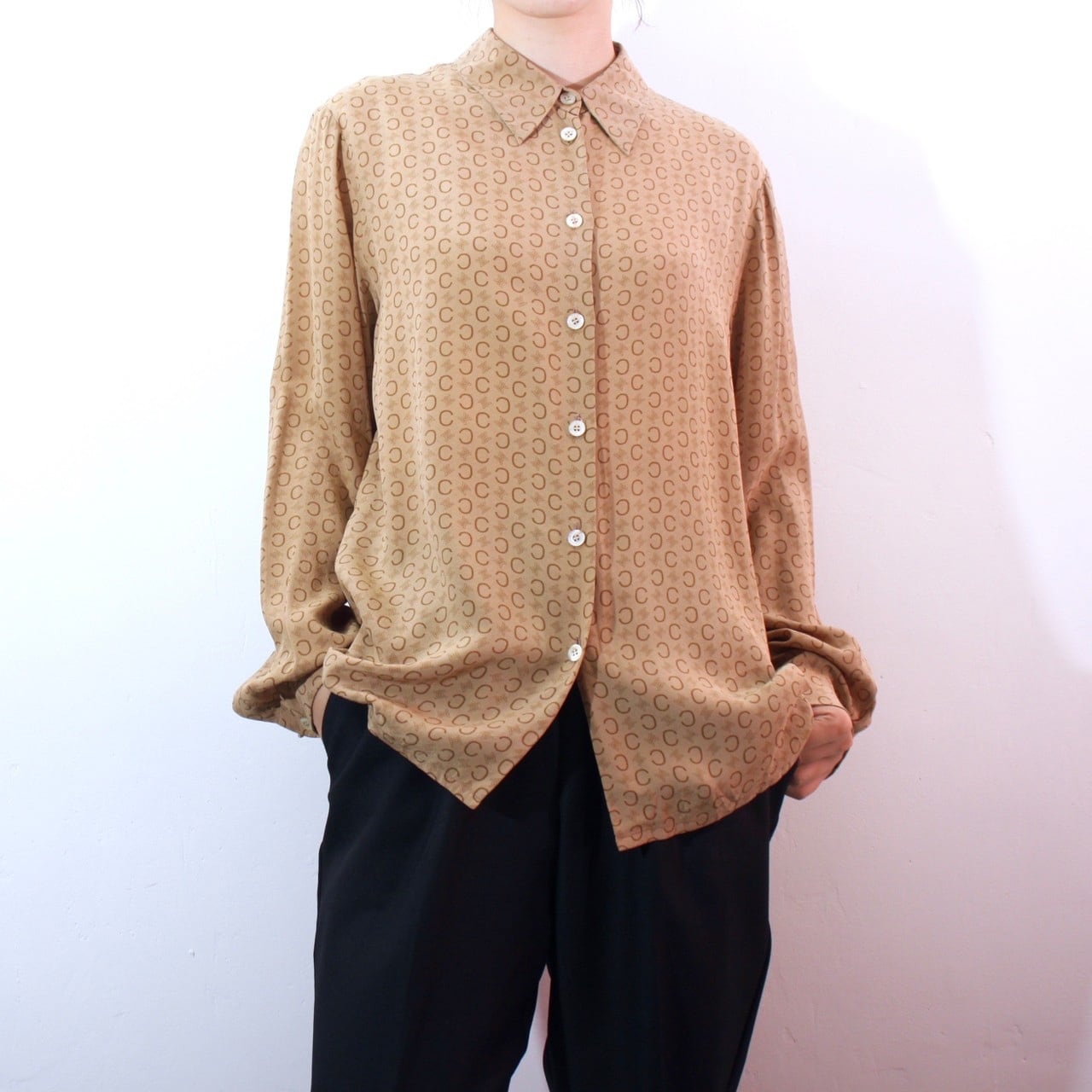 0639. 1990's celine monogram silk shirt made in France シャンパン ...