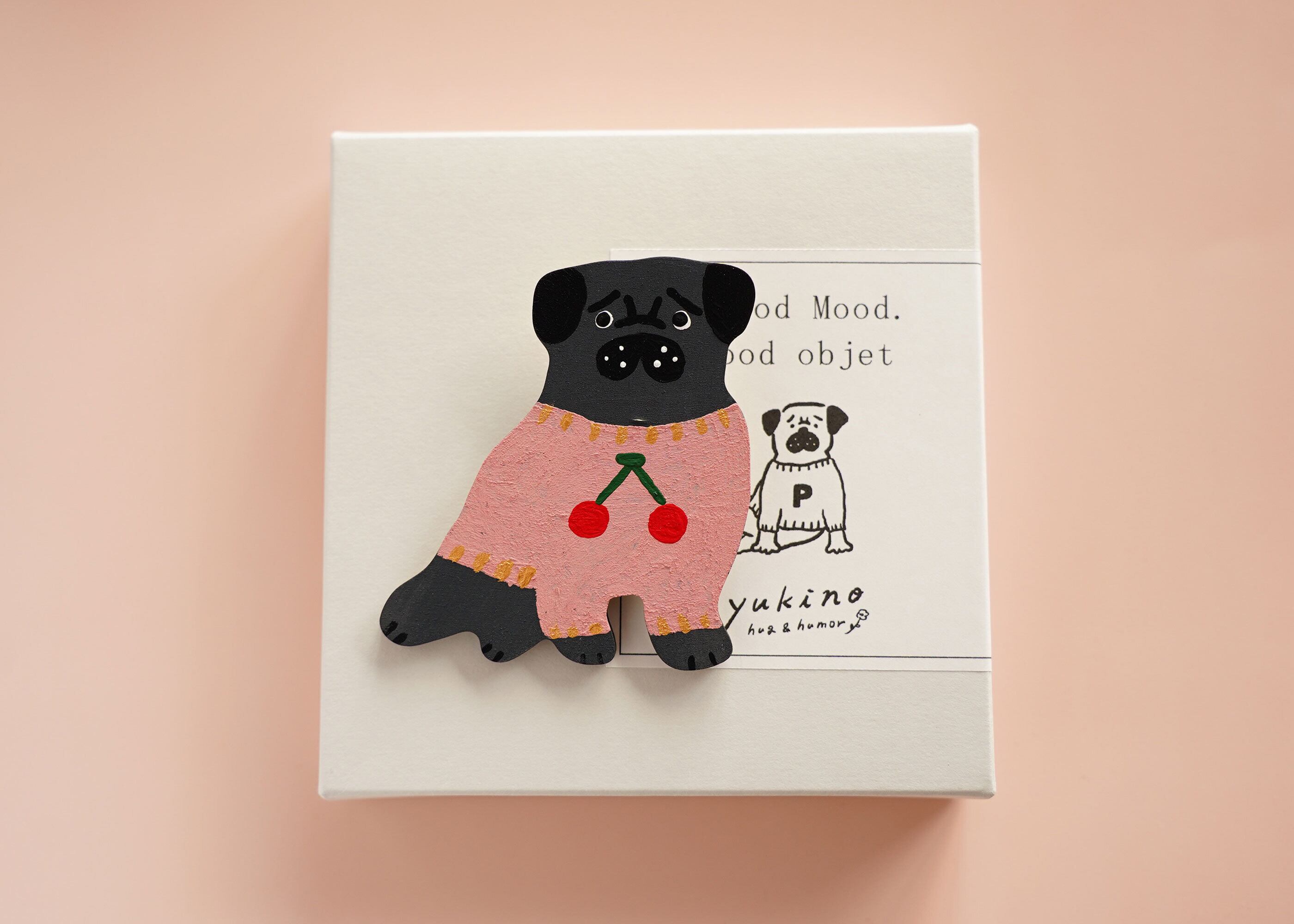 wood objet 原画 小「さくらんぼ黒パグ」