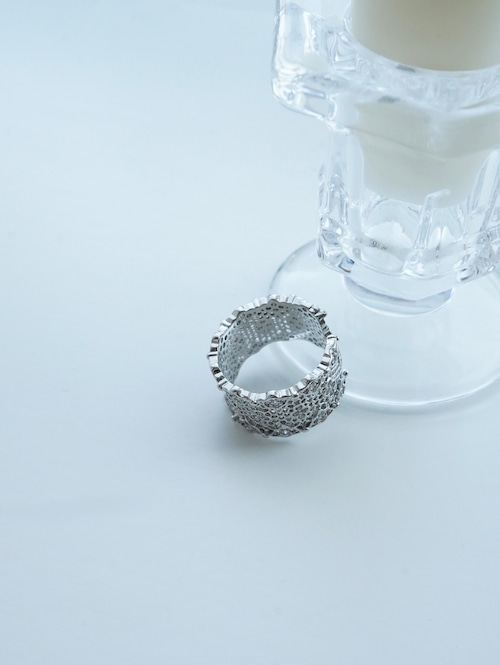 LACE RING
