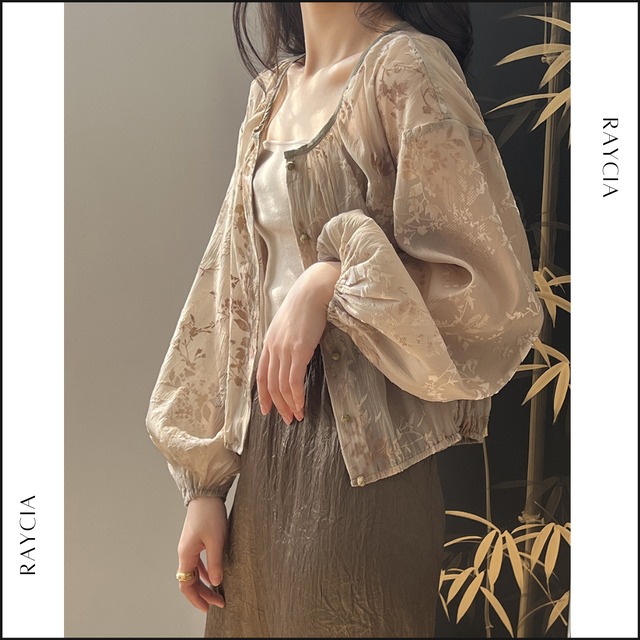 ボリュームスリーブジャガードブラウス　11819