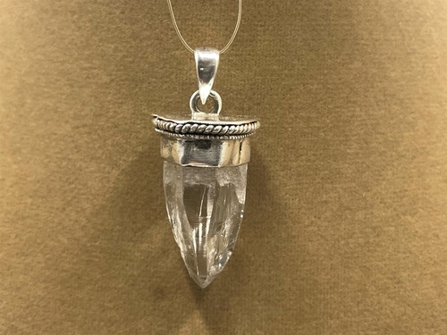 シルバーペンダントトップ（ヒマラヤ水晶）