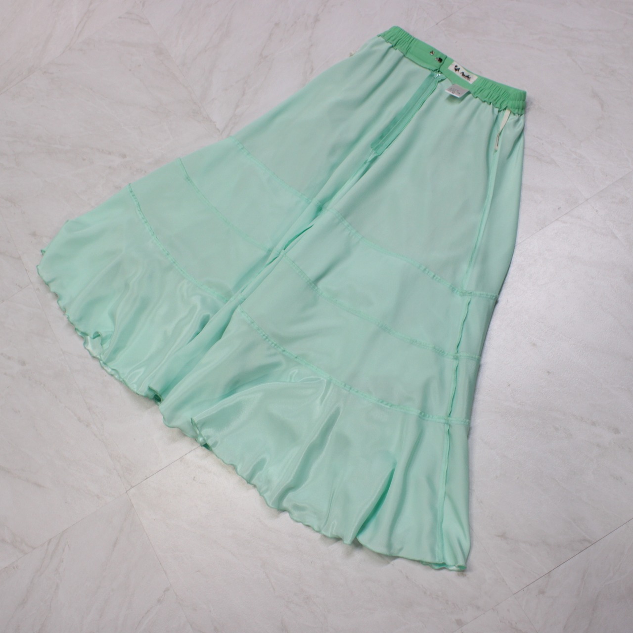 【美品 日本製社交ダンス衣装】上下セット トップス スカート PAPILLON パピヨン Mサイズ 黄緑 ライトグリーン ミントグリーン