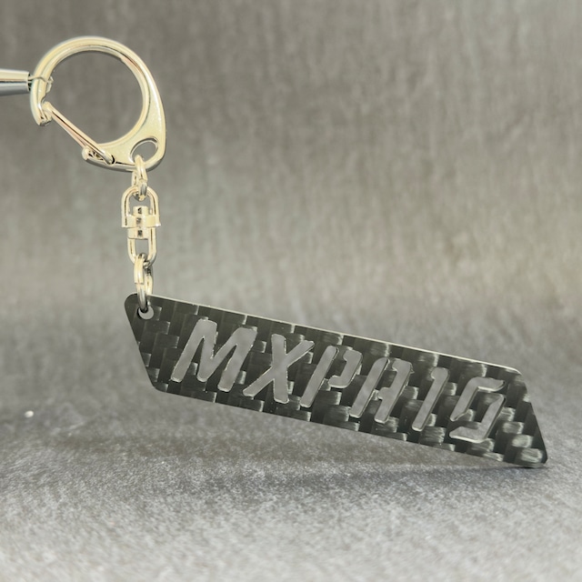 ドライカーボン 型式  キーホルダー  MXPA10 トヨタ GRヤリス