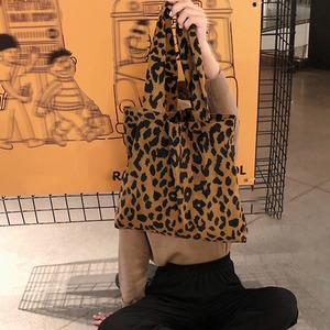トートバッグ ヒョウ柄 レディース 大容量 A4 韓国 レオパード アニマル柄 おしゃれ 大人 カジュアル コーデュロイ バッグ 通学 学生 折りたたみ エコバッグ 大人可愛い 大人女子