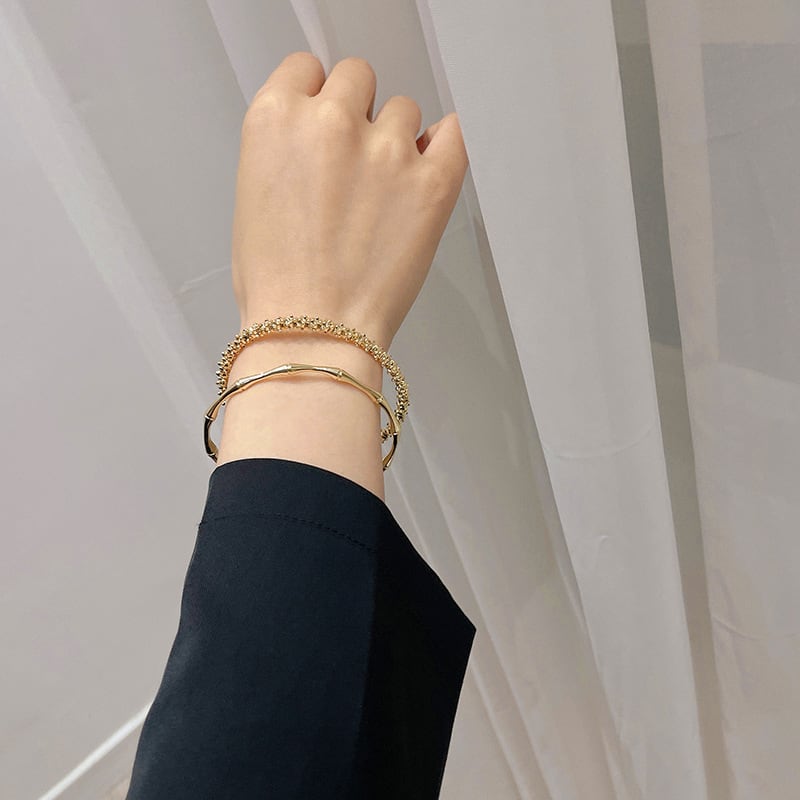 バングル 個性 ブレスレット 腕飾り アクセサリー 韓国 レトロ 上品
