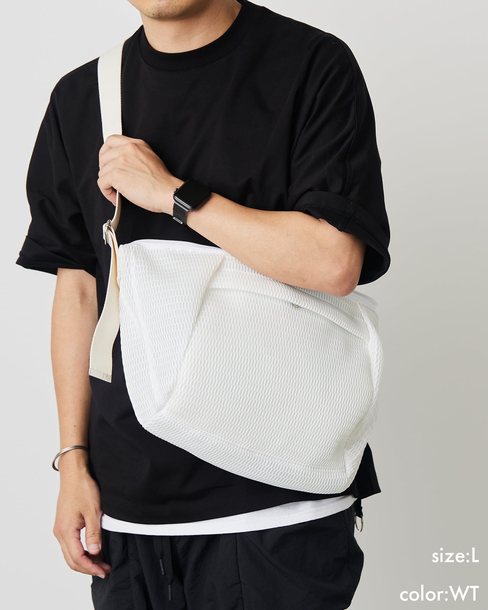 洗濯機で洗えるWashable body bag L [edt-120] | EDITA．