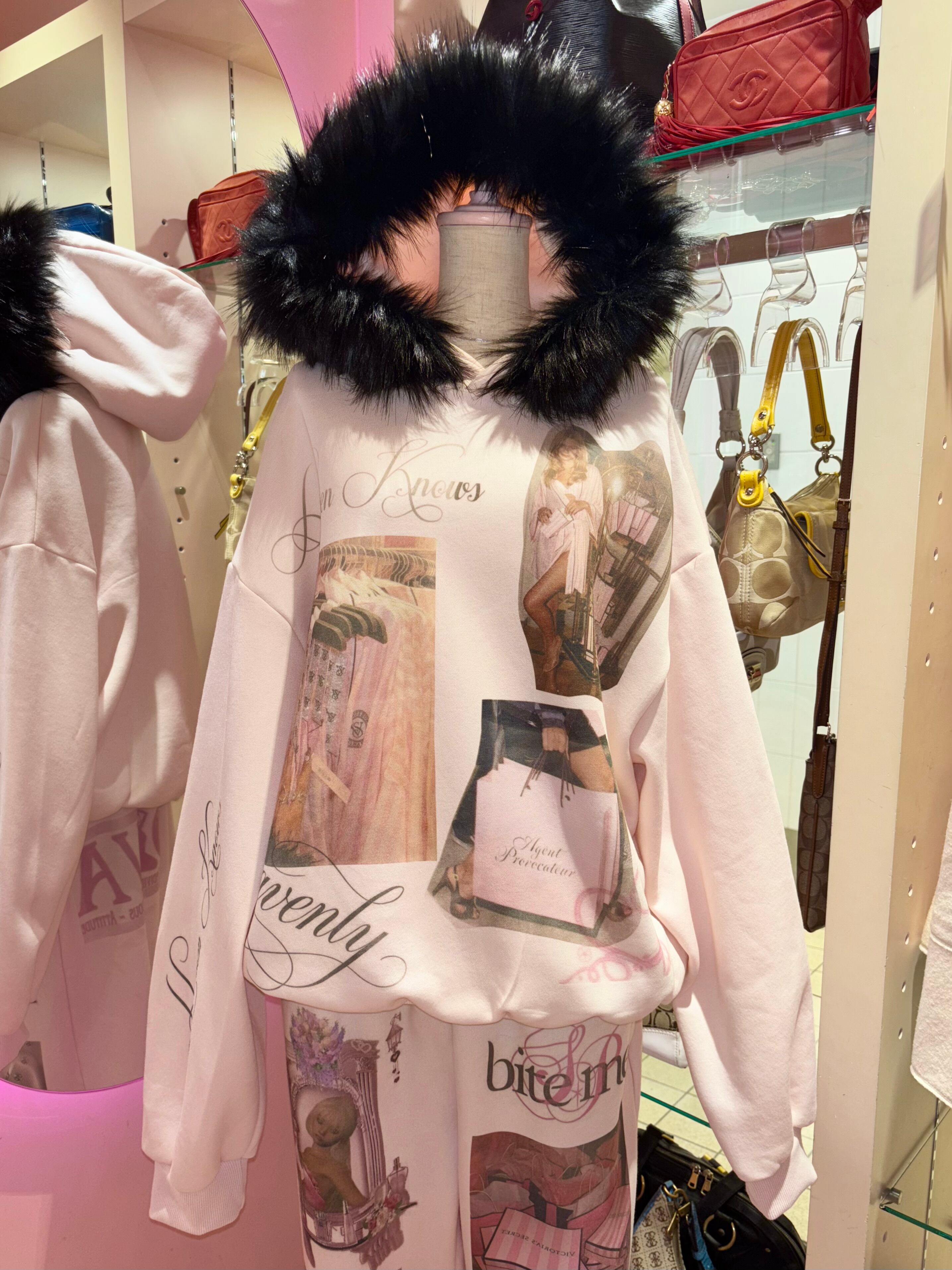 FUR | TSUKI BOUTIQUE