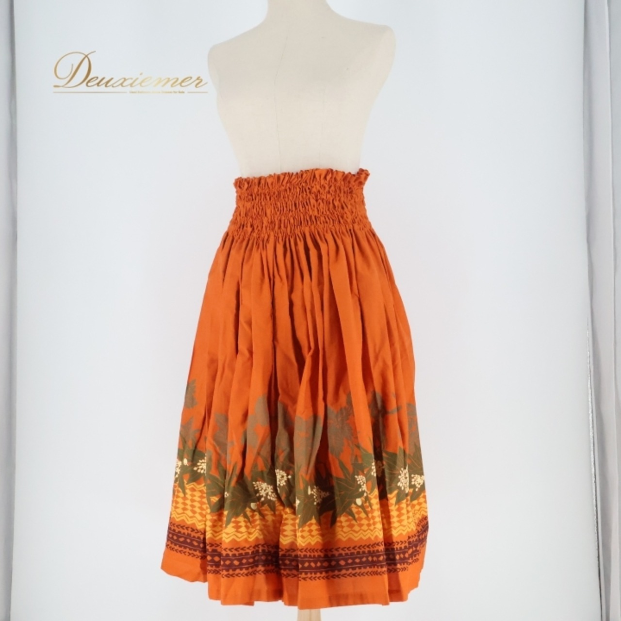 フラダンス 衣装 パウスカート オレンジ系 ハワイアンプリント エスニック柄 花柄 ハワイアン アロハ フラ ダンス レッスン 練習 シングル スカート ブラウン系 カーキ系 イエロー系 橙 茶 緑 黄 華やか 鮮やか おしゃれ かわいい フラダンス衣装 パウスカート おしゃれカジュアル フラ レッスンウエア フラダンス用衣装 かわいいスカート 練習用ダンス衣装 トロピカル柄 ハワイ