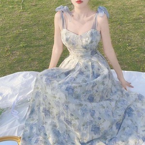 【送料無料】レディース フローラル キャミソールワンピース ドレス ストラップワンピ 花柄 フレア リボンショルダー 大人可愛い ママコーデ ママファッション 韓国 オルチャンファッション 人気 トレンド 新作 20代 30代 40代 きれいめ レトロ シンプル 無地 定番 お出かけ デート おしゃれ 通勤 通学 オフィス OL デイリー 普段着 ラフ カジュアル フェミニン シック ゆったり 体型カバー 着痩せ 着回し インスタ映え 秋 春 夏 CO4315