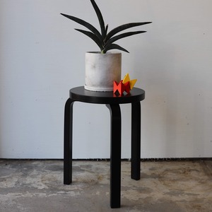 artek stool 60 black lacquer