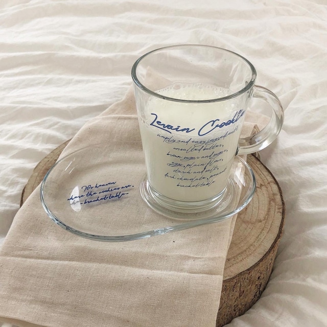 blue lettering glass mug + plate set / ブルーレタリング ガラス マグカップ コップ プレート ソーサー セット トレー おうちカフェ 韓国雑貨