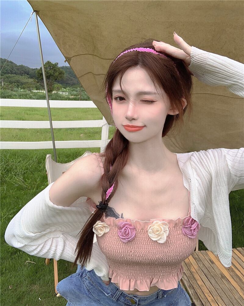 サマーFlowerデザイン ショートトップス 夏物 ピュア フラワーデザイン ブラックストロベリース24886220806