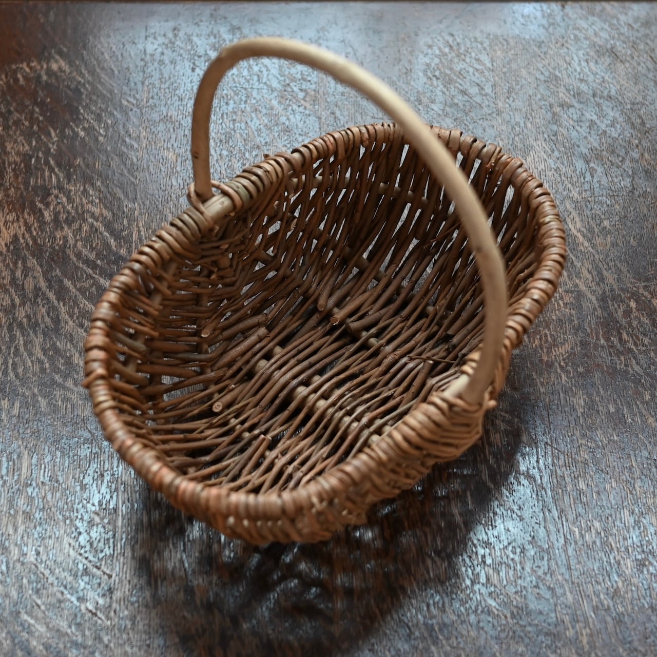 Basket / バスケット〈 かご・小物入れ・ラタン・収納・アンティーク