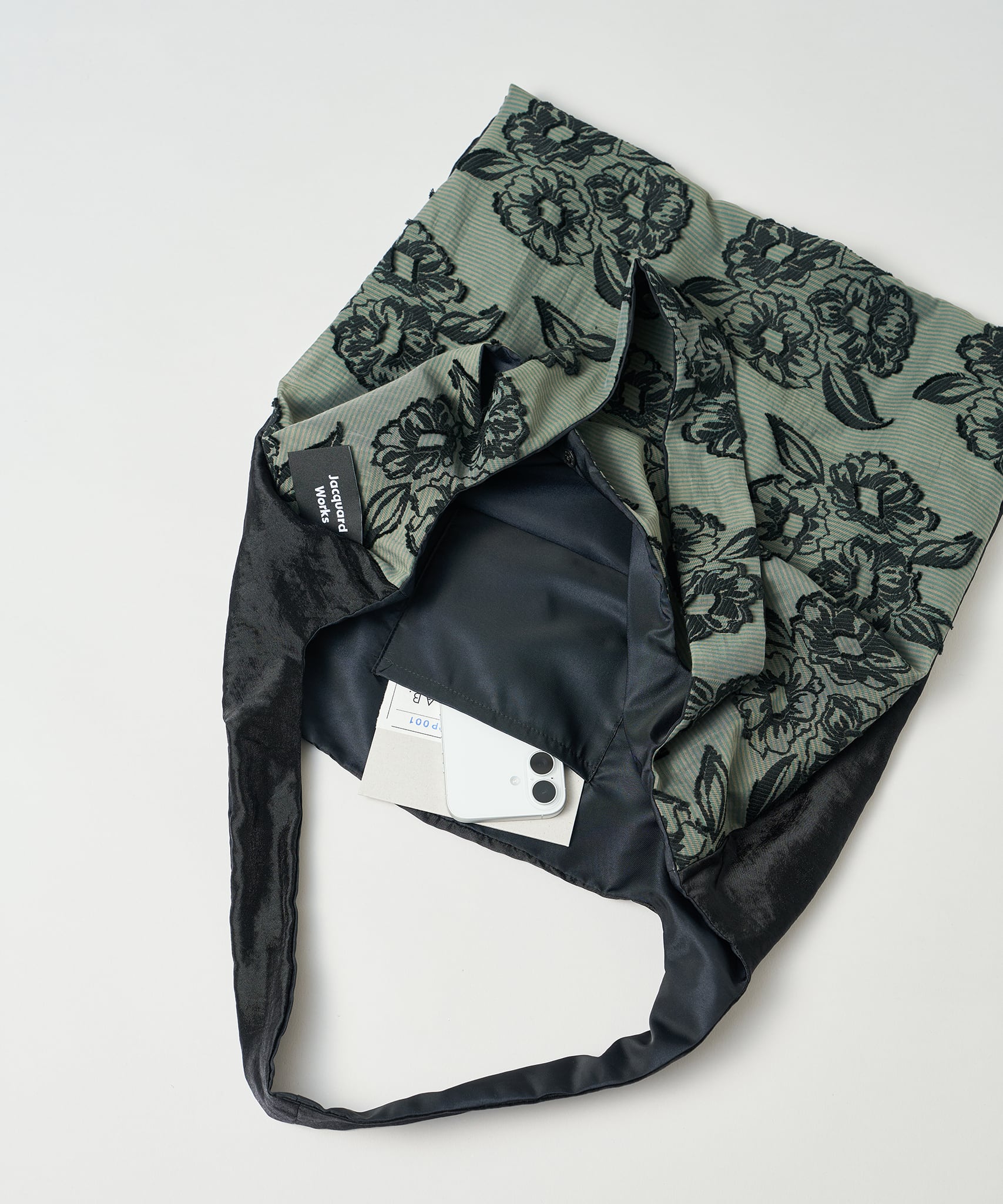 TWINS bag / black flower × shiny black / L（ポケット付
