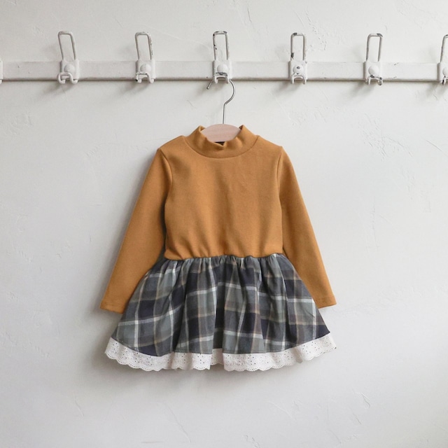 《予約》FLO ¨ minuel dress