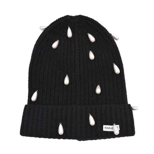 【KIMHEKIM】PEARL EMBELLISHED BEANIE