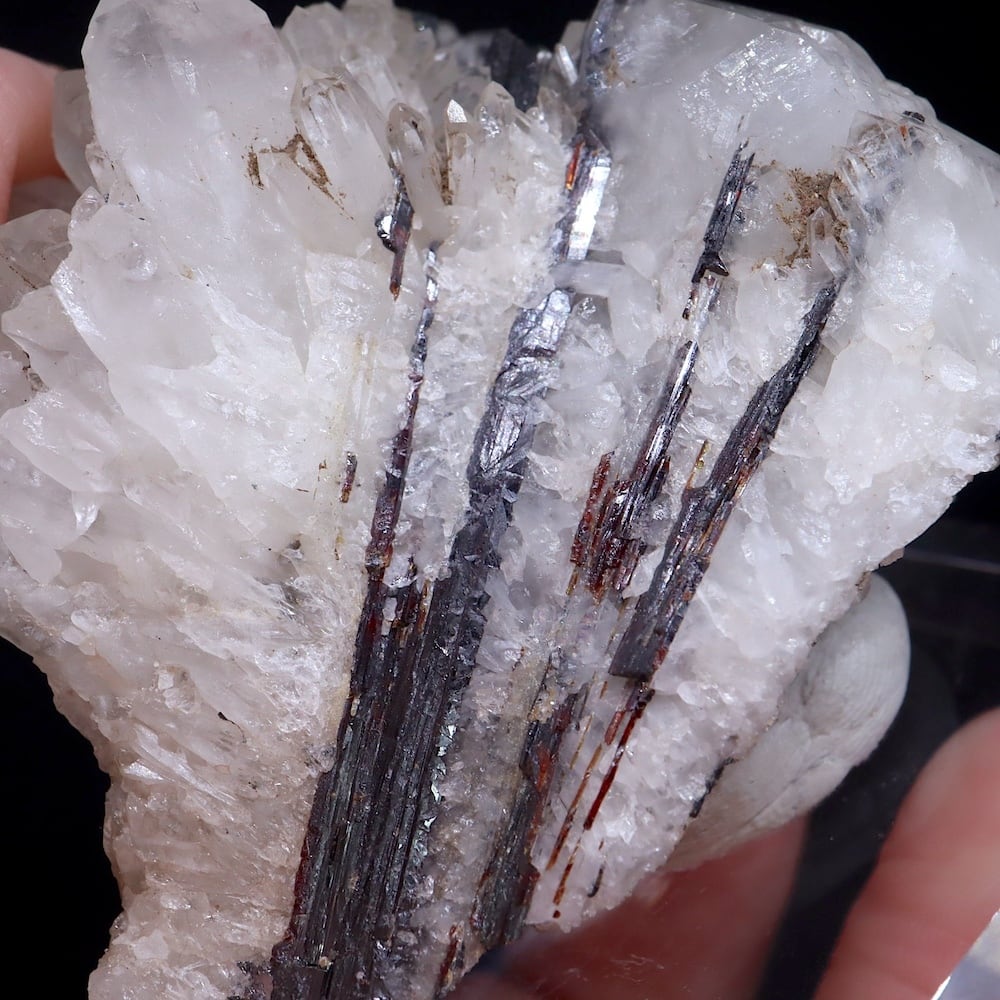 ヒューブネライト＆クォーツ原石 マンガン重石 ヒューブネライト クォーツ 水晶 140.9g OTH089 鉱物