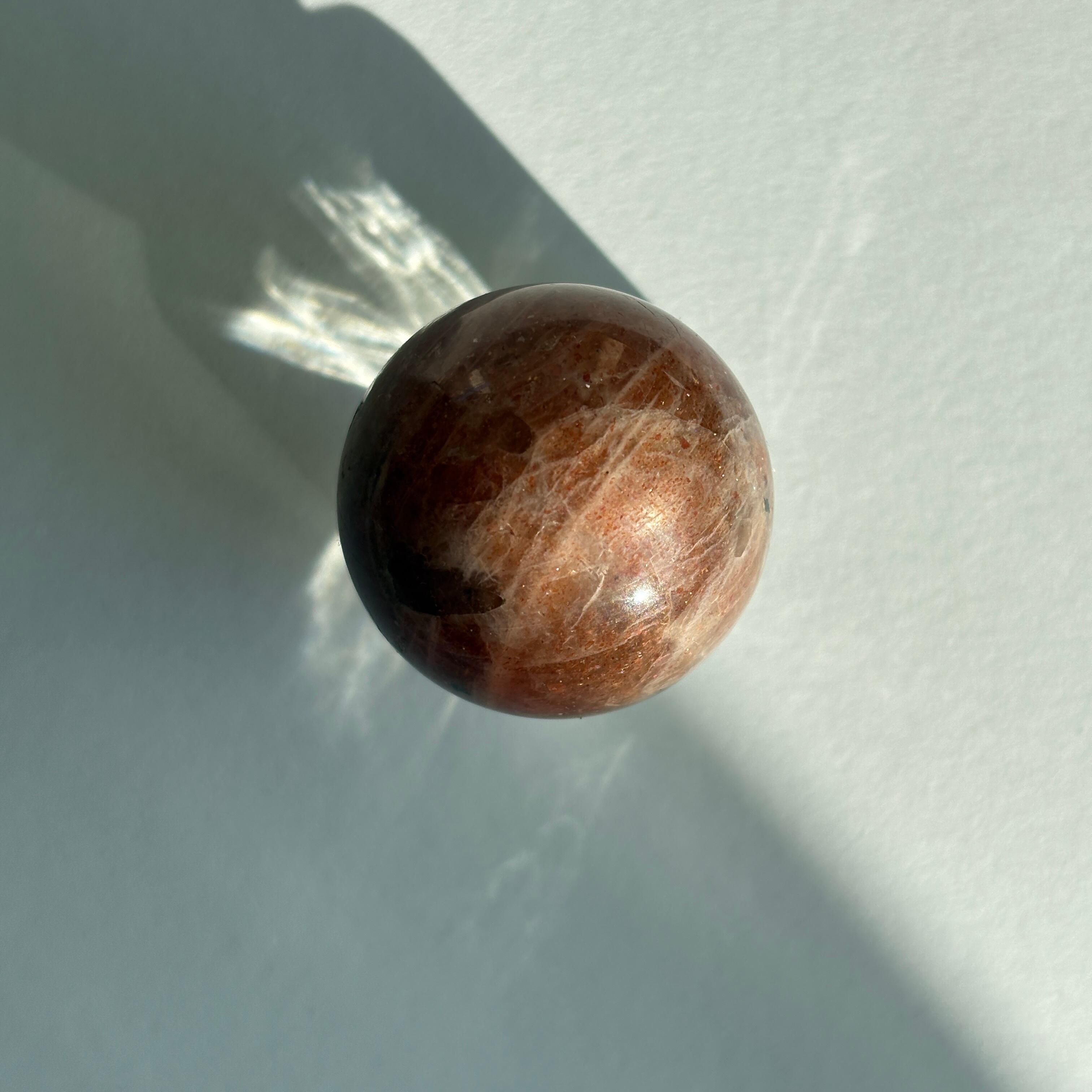 ブルーレースアゲートスフィア 空色縞瑪瑙 | Sunny Spot Stone