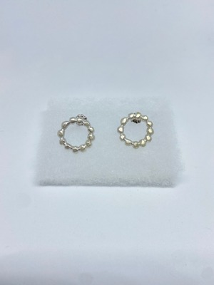 【atelier sou】丸粒ピアス/sv