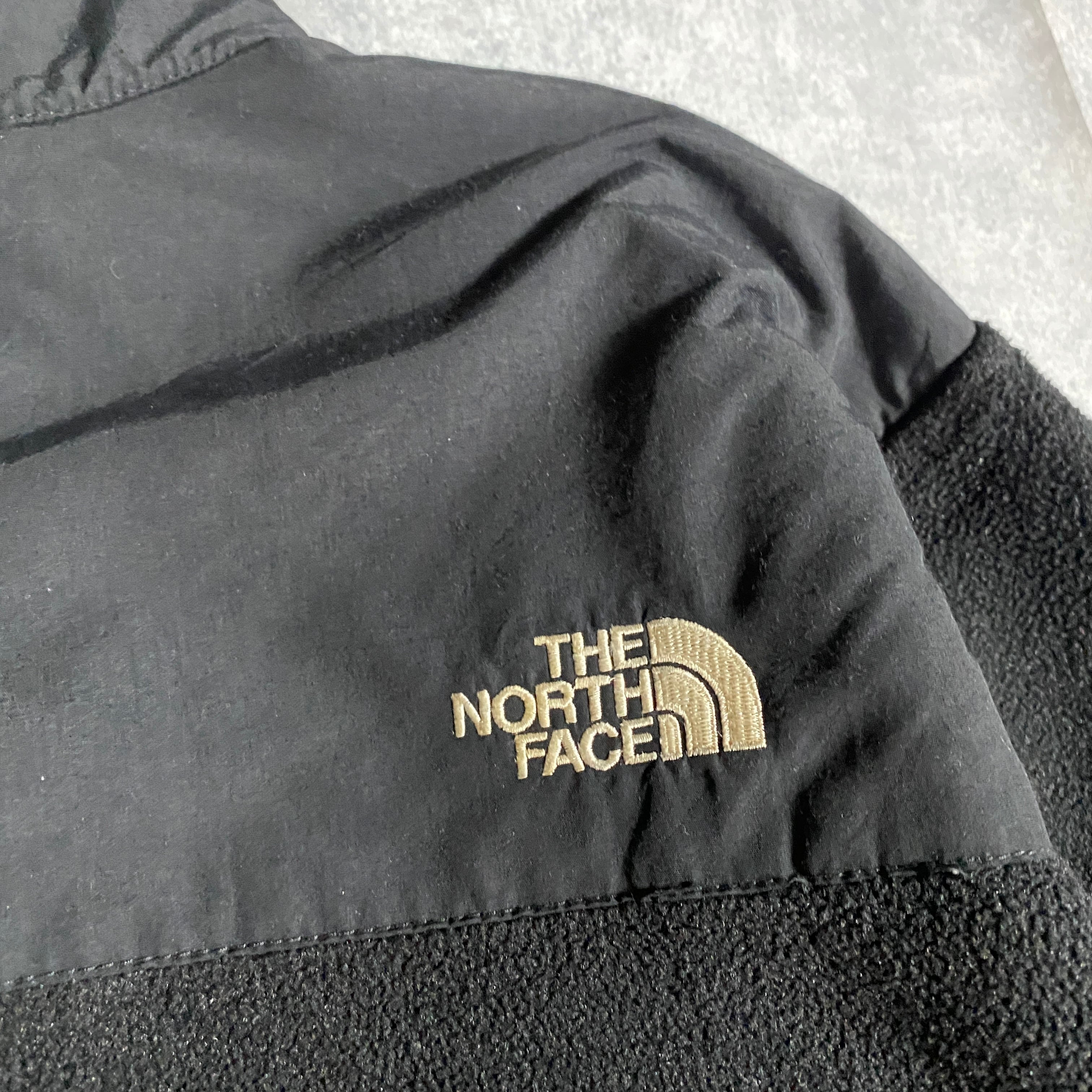 ノースフェイス 刺繍ワンポイントロゴ デナリ フリースジャケット