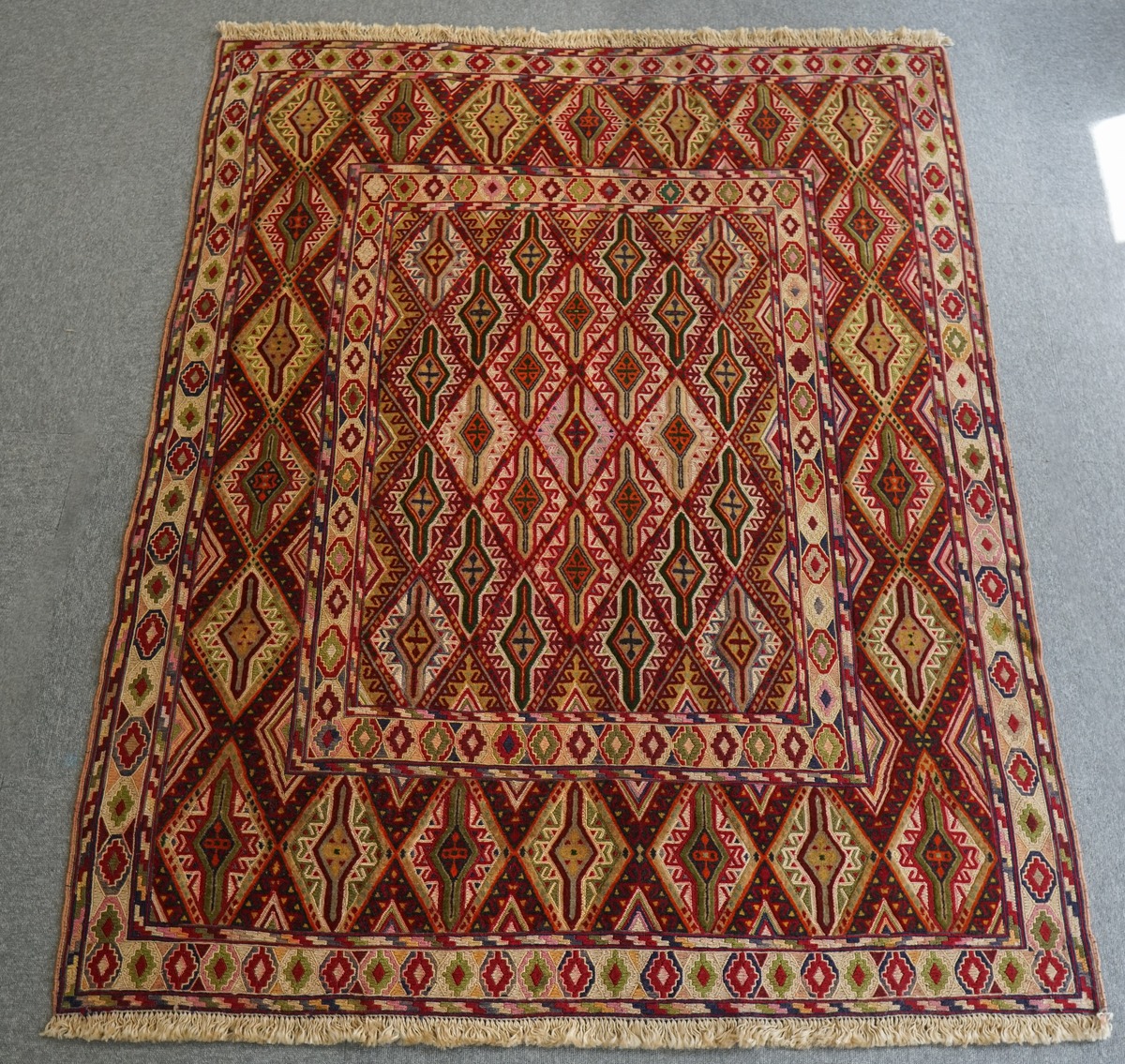 164×135cm 手織りマシュワニキリム | Decorworks