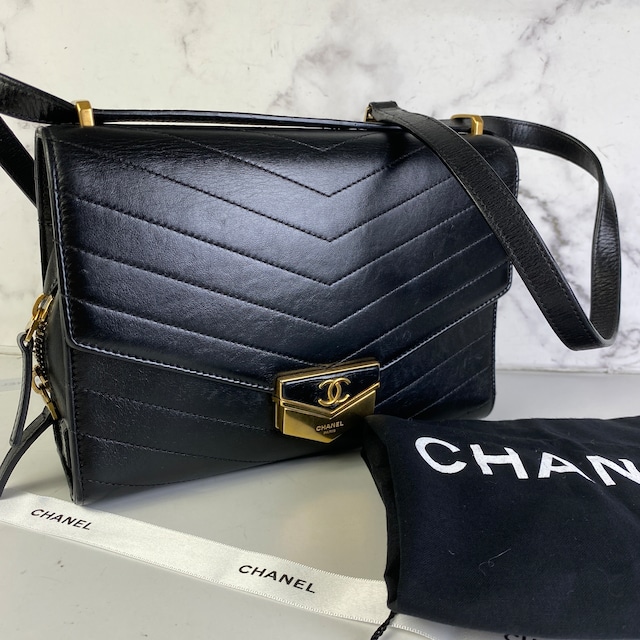 【最終処分SALE】CHANEL シャネル Vステッチ ココマーク レザー ショルダーバッグ ブラック A-7648