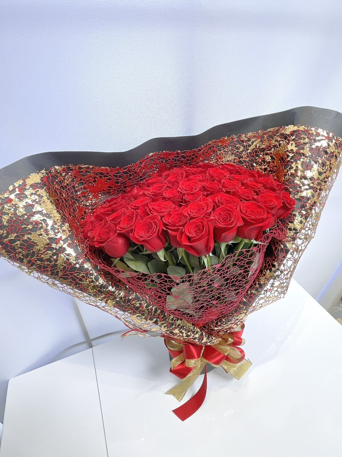 還暦祝いに、赤い薔薇60本