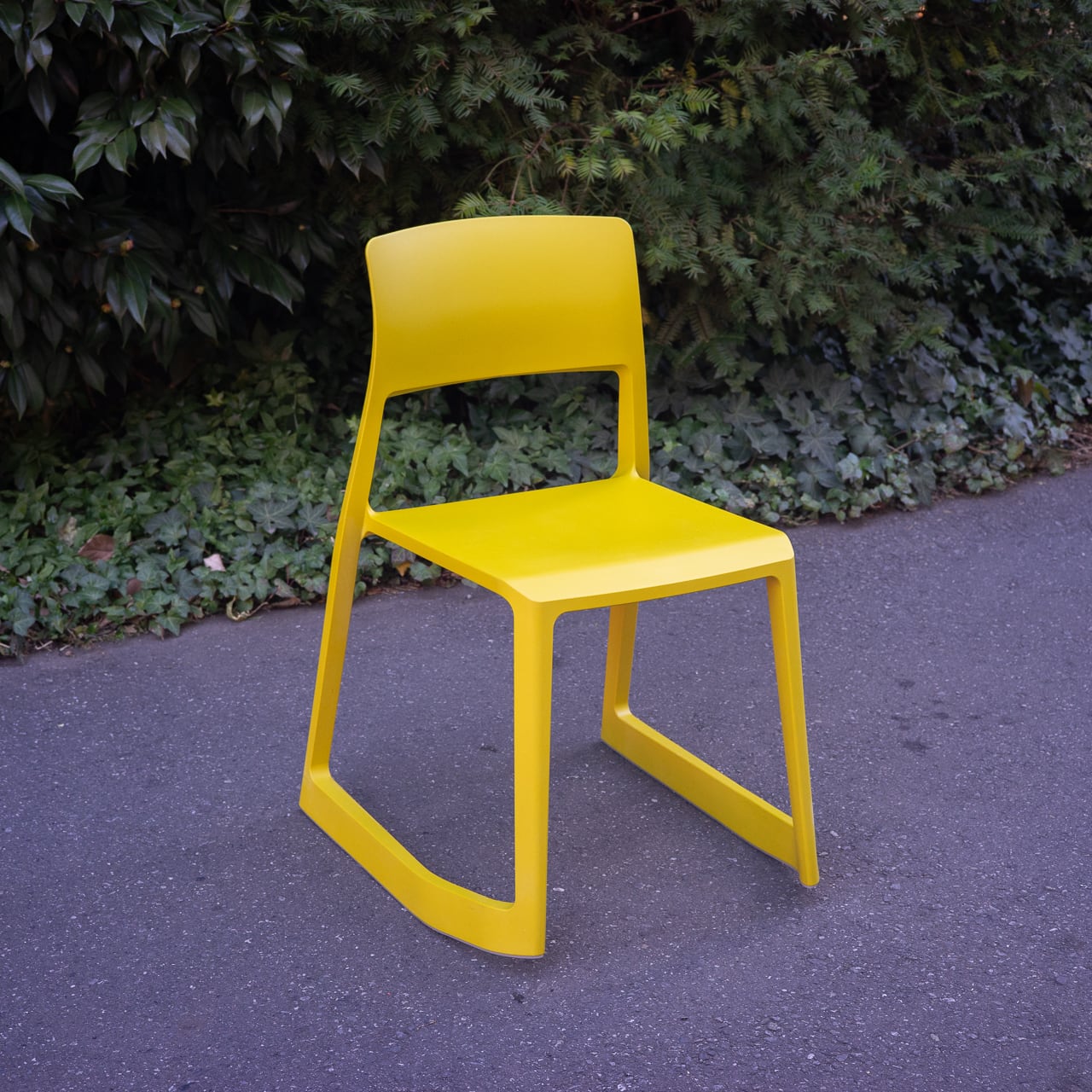 Vitra Tip Ton Yellow | トリノス-torinoth- | 新宿区神楽坂の