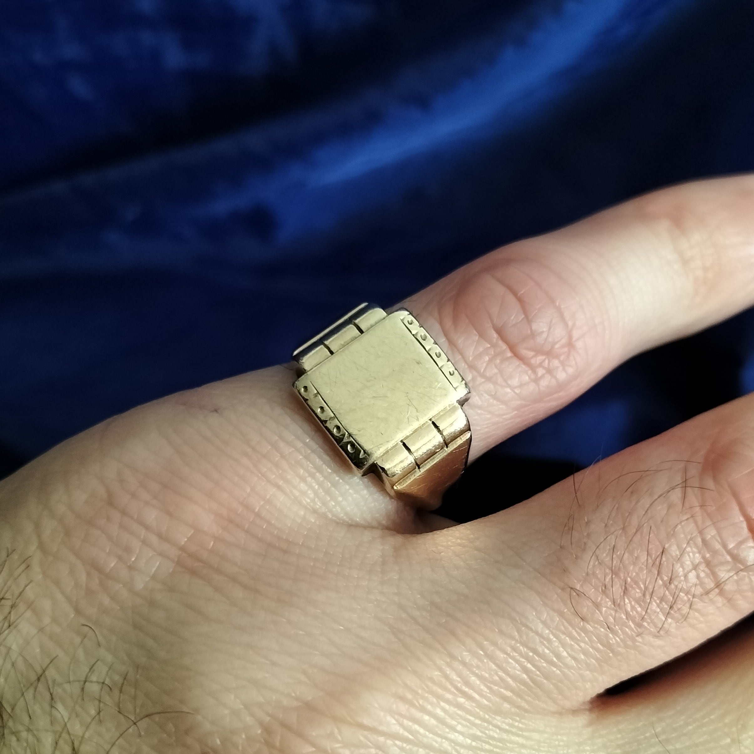 Vintage Gold and Silver Signet Ring UK 1975年