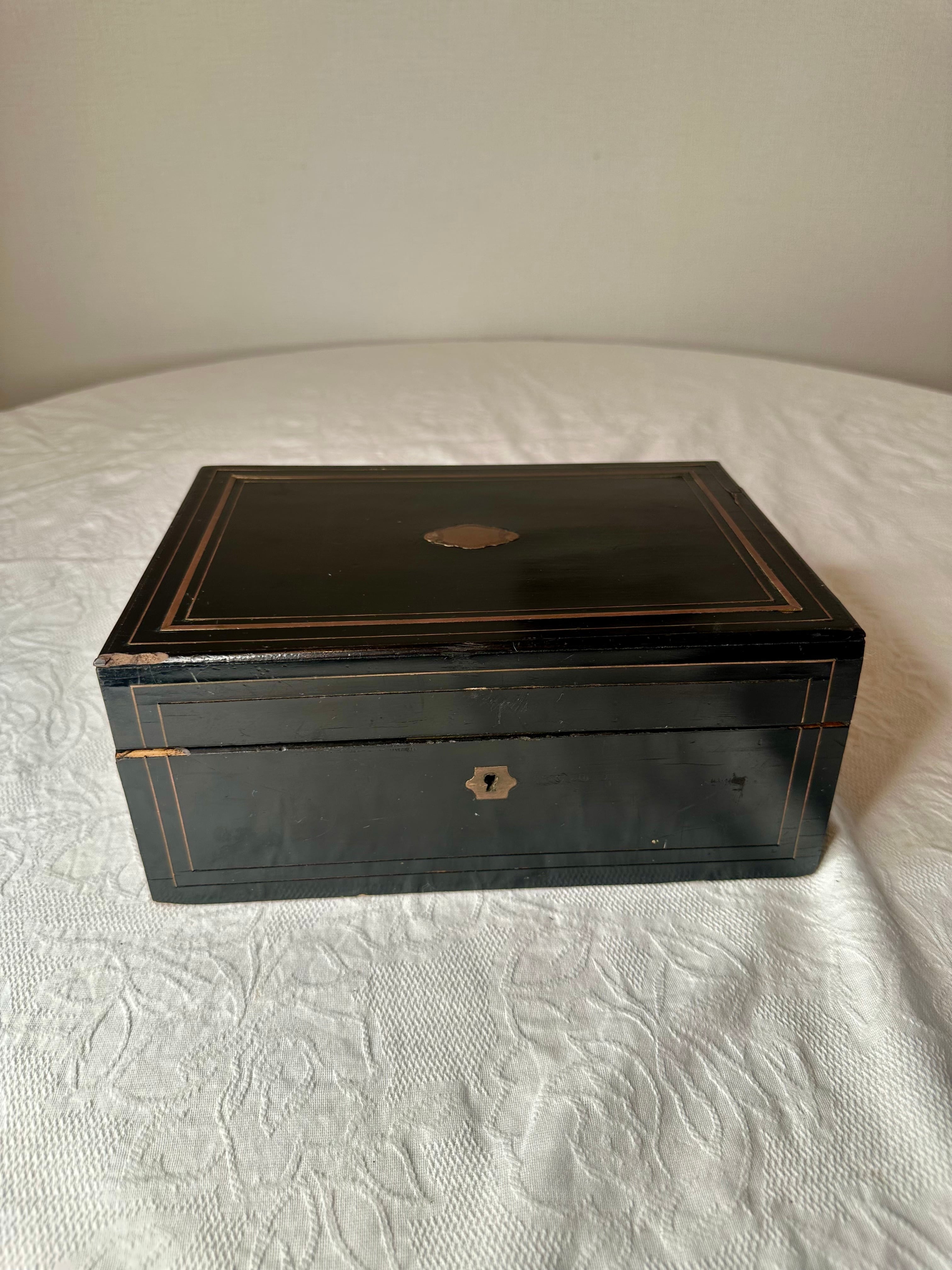フランス アンティーク 木製ボックス 1890年代 フランス アンティーク 木製ボックス 1890年代 | VINTIQUES